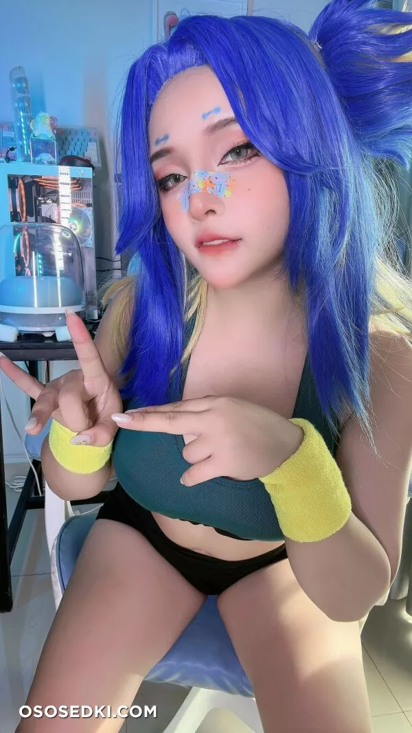 Sayo Momo - Neon - 10