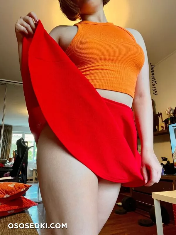 JannetKat99 - Velma - 36