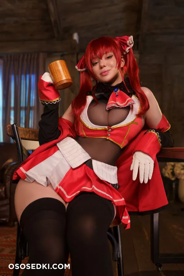 Alina Becker - Houshou Marine - 3