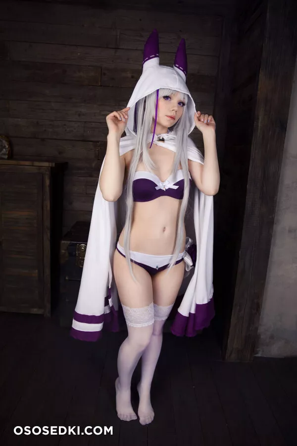 Caticornplay - Emilia - 1