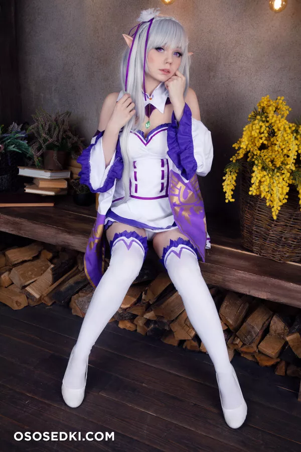 Caticornplay - Emilia - 23