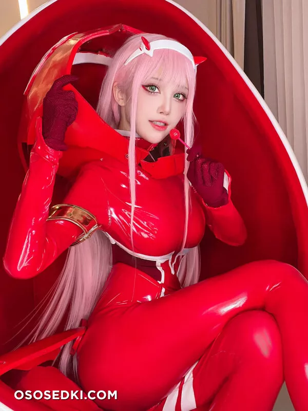 Aqua - Zero Two - 7