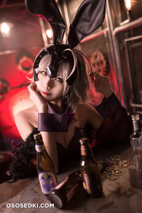 Kaya Huang - Jeanne Alter Bunny - 6