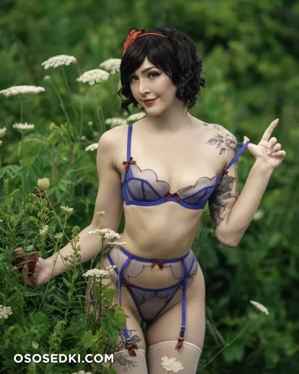 Luxlo - Snow White Boudoir - 18