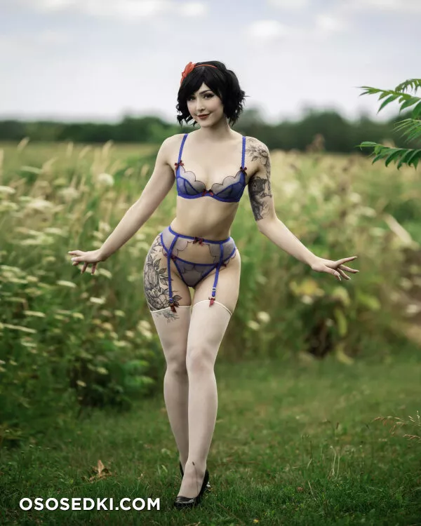 Luxlo - Snow White Boudoir - 26