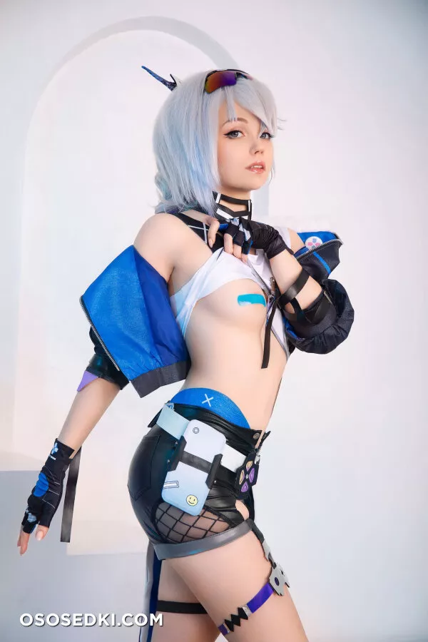 Caticorncosplay - Silver wolf - 10