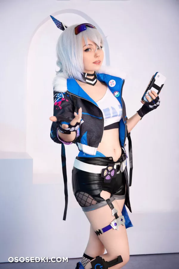 Caticorncosplay - Silver wolf - 2