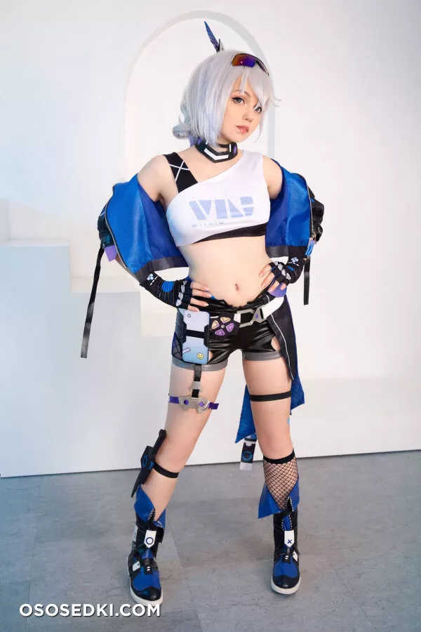 Caticorncosplay - Silver wolf - 8