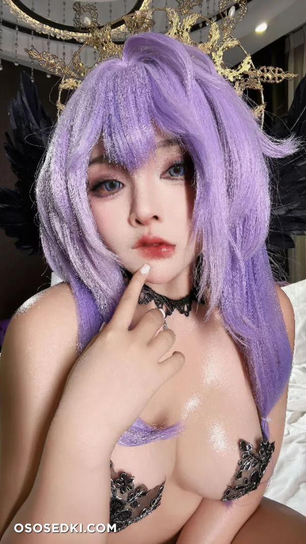 Sayo Momo - Black Swan - 36
