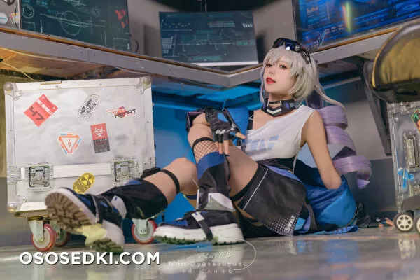 Niantutu - Silver Wolf - 17