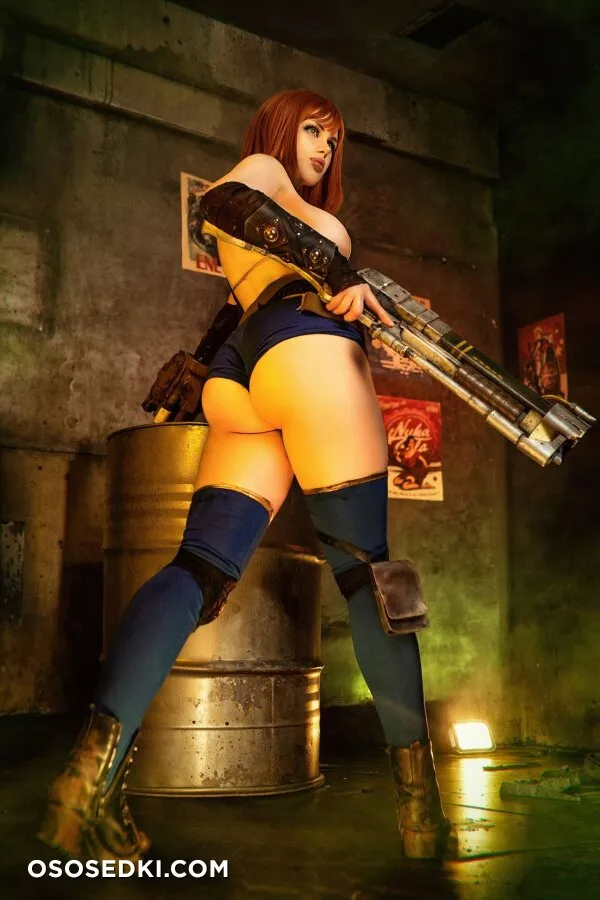 Alice Cosplay - Vault Girl (Fallout) - 14