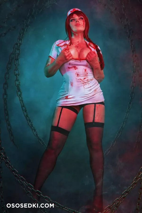 Alice Cosplay - Makima Nurse - 10