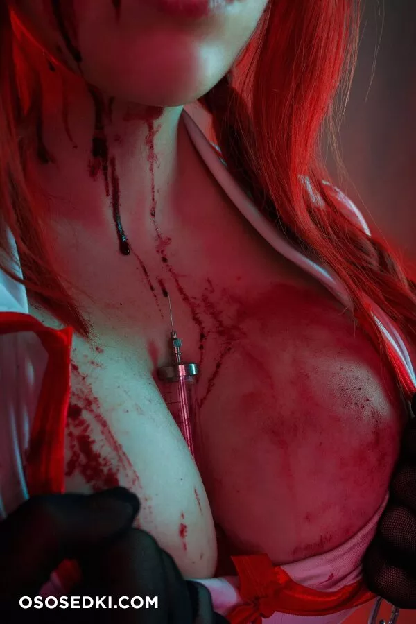 Alice Cosplay - Makima Nurse - 6