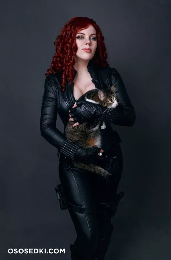 Alice Cosplay - Black Widow - 16