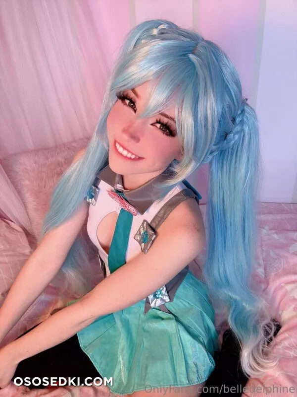 Belle Delphine - Hatsune Miku - 1