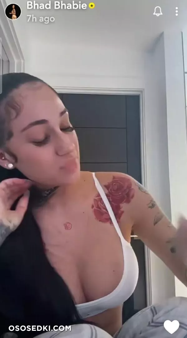 Bhad Bhabie Sexy Nipple Pokies Top Snapchat - 9