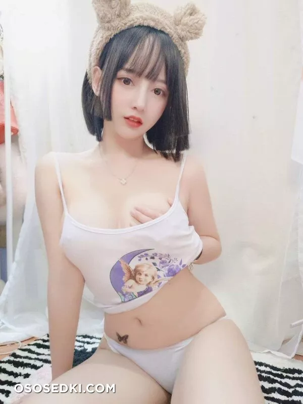 过期米线线喵 白色吊带- |32P| - 15