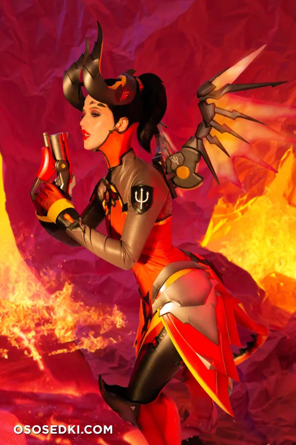 Lada Lyumos - Mercy | Angela Ziegler - Overwatch - 8