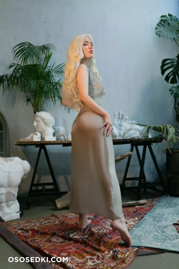 Lada Lyumos - Daenerys (Game Of  Thrones) - 5