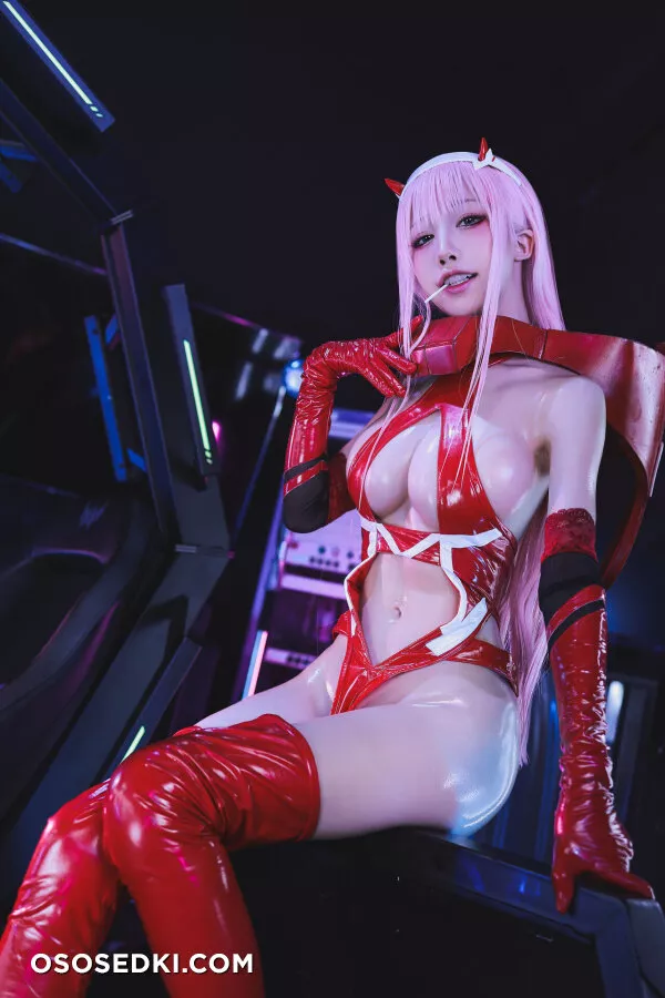 Aqua Area - Zero Two - Darling In The Franxx - 23