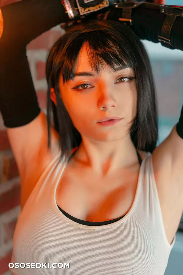 Carry Key - Tifa Lockhart - Final Fantasy Vii - 60