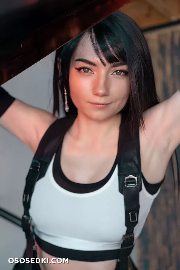 Carry Key - Tifa Lockhart - Final Fantasy Vii - 7