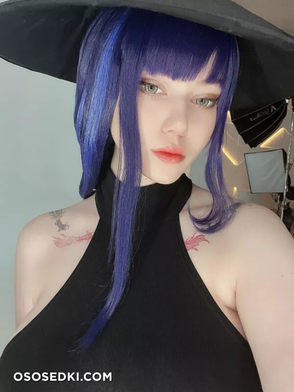 Alina Becker - Raiden Shogun - Genshin Impact - 38