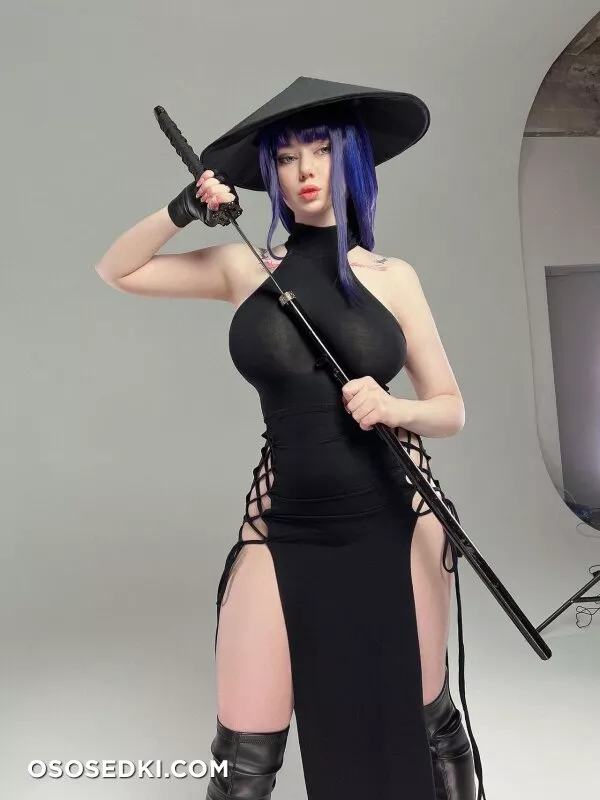 Alina Becker - Raiden Shogun - Genshin Impact - 42