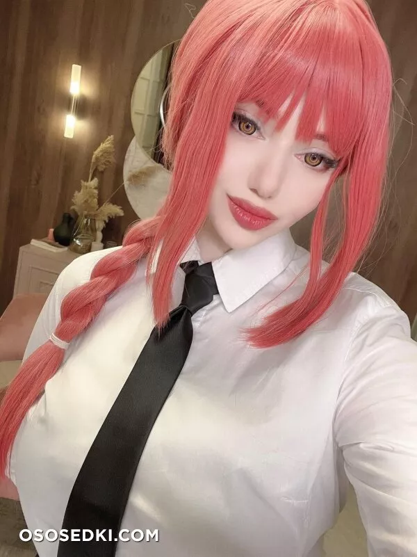 Alina Becker - Makima - Chainsaw Man - 38