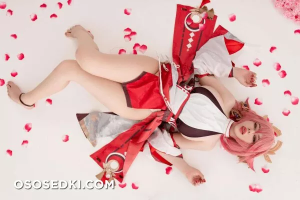Alina Becker - Yae Miko - Genshin Impact - 4