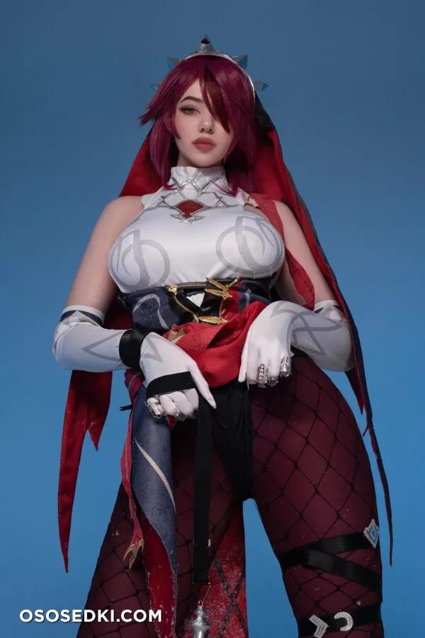 Alina Becker - Rosaria - Genshin Impact - 1