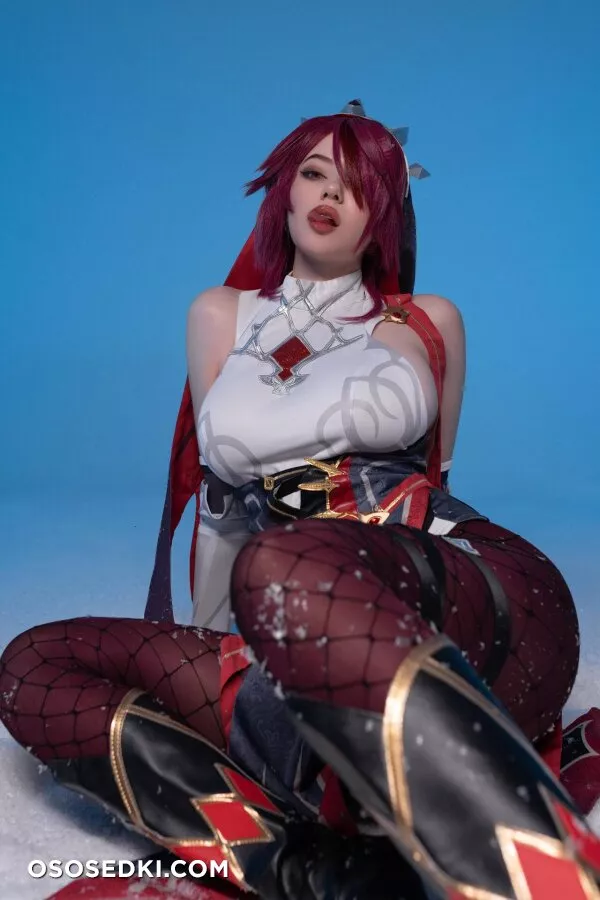 Alina Becker - Rosaria - Genshin Impact - 19