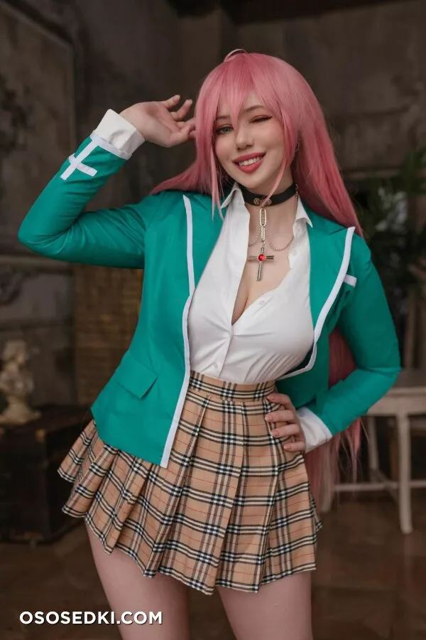 Alina Becker - Moka Akashiya - Rosario Vampire - 1