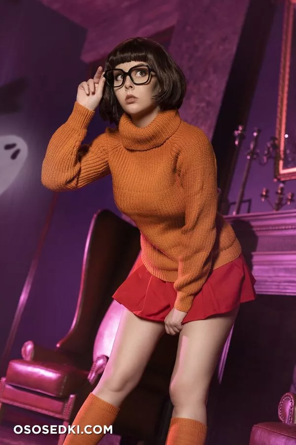 Helly Valentine - Velma (Scooby Doo) - 6