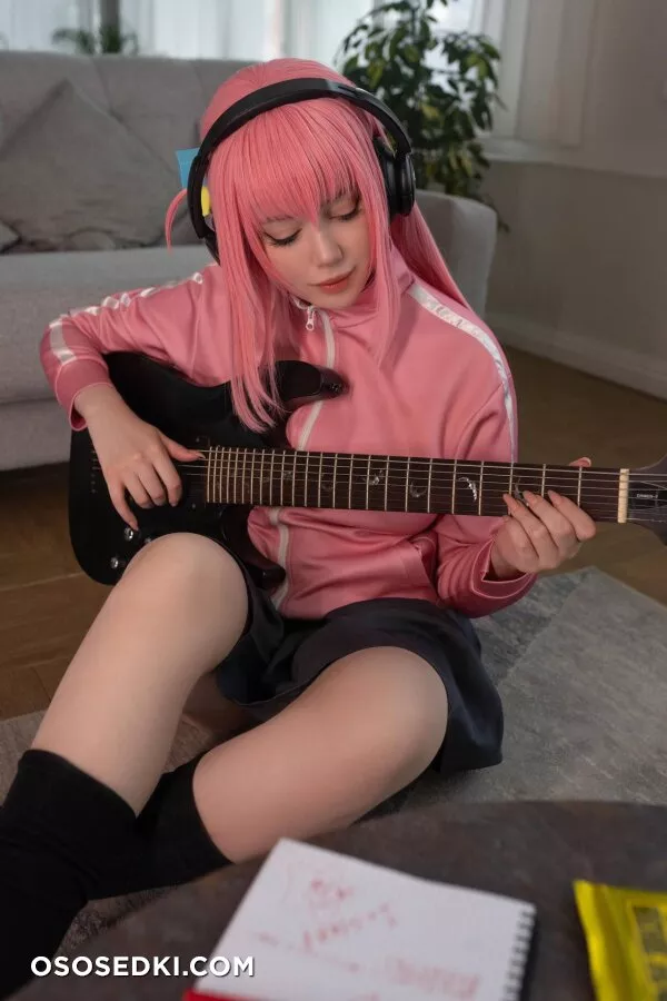 Alina Becker - Hitori Gotou - Bocchi The Rock - 2