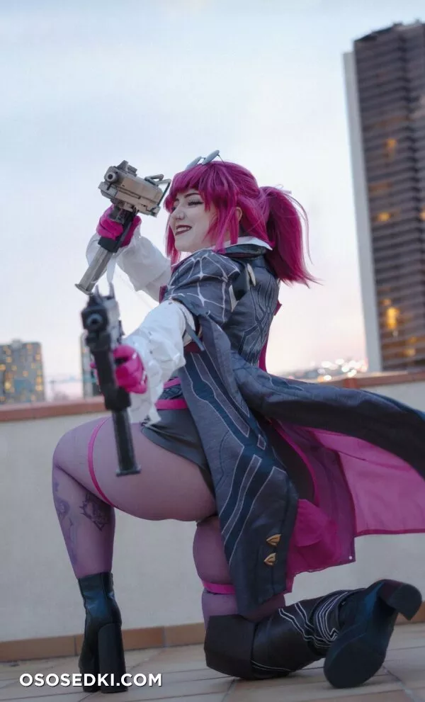 Cristina Luise | Kuro Kitsune - Kafka - Honkai Star Rail - 8