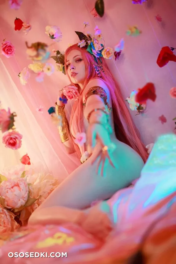 MiraMioki - Aphrodite - Hades - 12