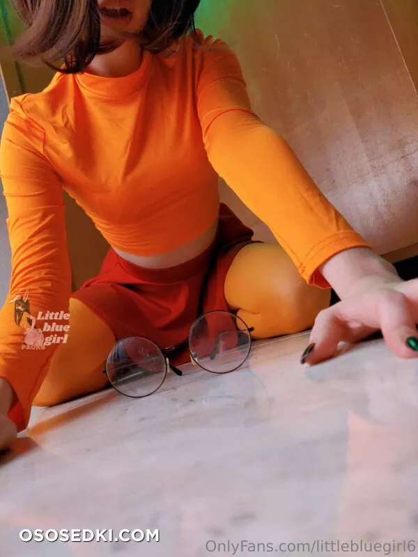 Little Blue Girl - Velma Dinkley - Scooby-doo - 26