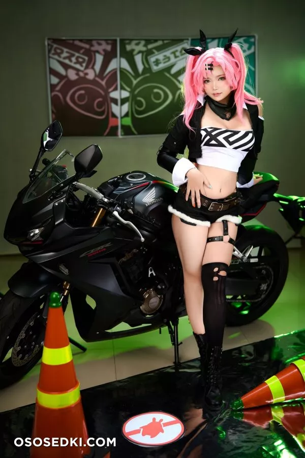 Nicole (Zenless Zone Zero) - ZinieQ - 12