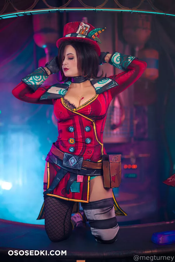 Meg Turney - Mad Moxxi - Borderlands - 1