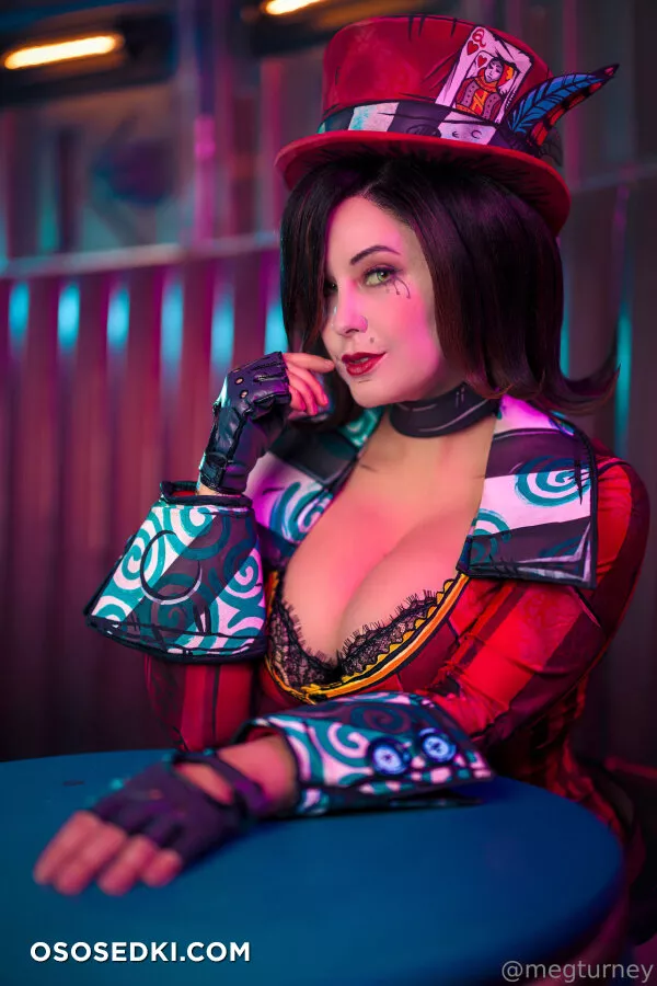 Meg Turney - Mad Moxxi - Borderlands - 11