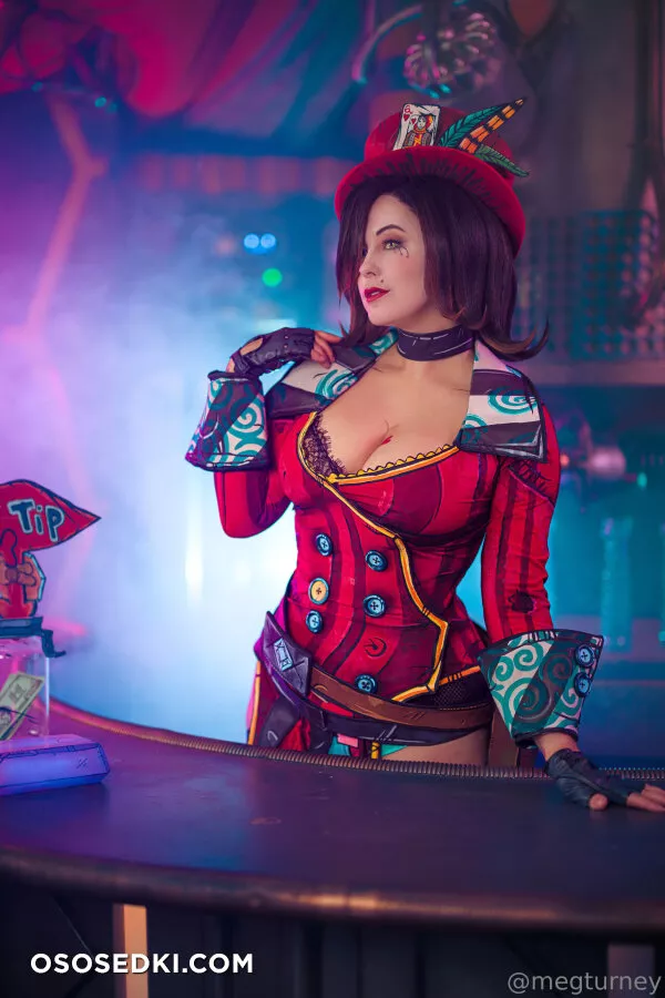 Meg Turney - Mad Moxxi - Borderlands - 6