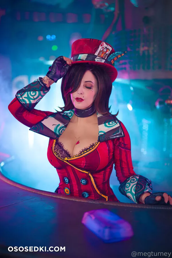 Meg Turney - Mad Moxxi - Borderlands - 9