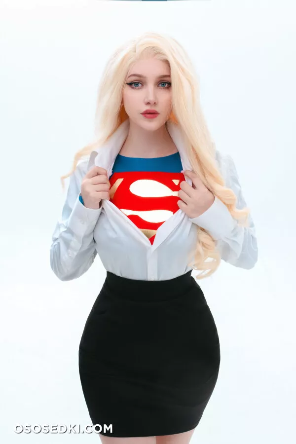 Ulichan - Supergirl - Superman - 2
