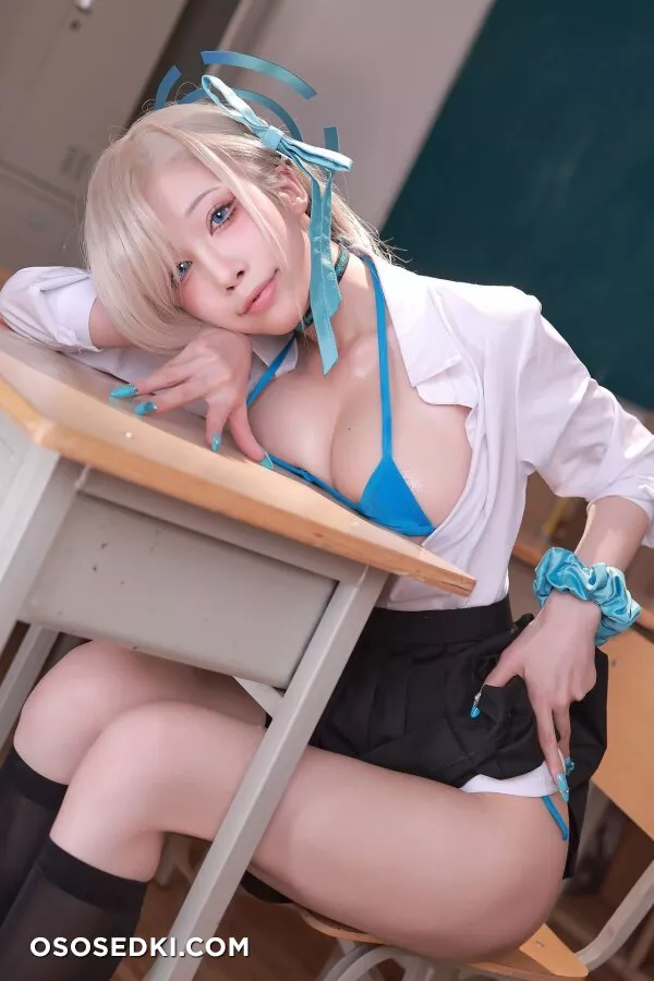 Aqua Area - Asuna Ichinose - Blue Archive - 24