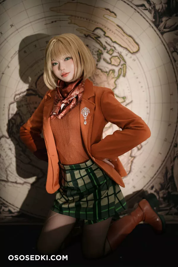 Cosplay ZinieQ Ashley Resident Evil 4 - 6