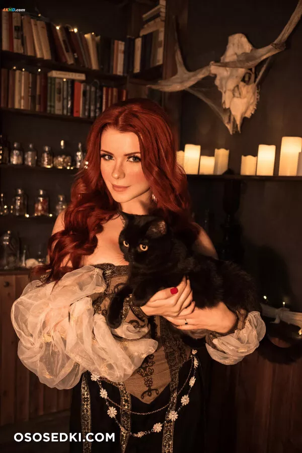 Irina Meier – Yennefer & Triss - 15