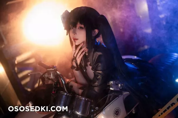 Chunmomo - Black Rock Shooter - Black Rock Shooter - 12