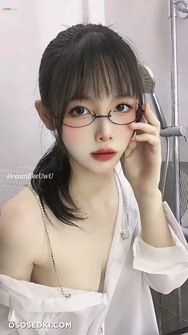 DreamlikeUwU - Shower - 39