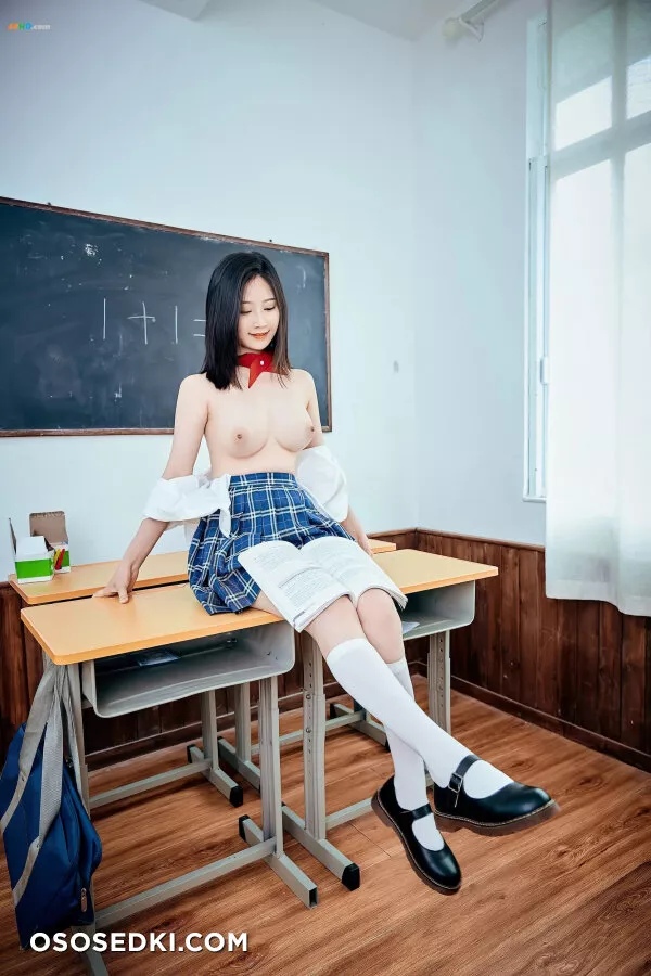 年年Nnian – 月刊少女 - 25